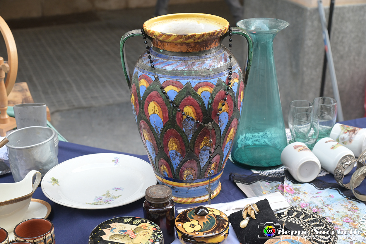 VBS_6589 - Mercatino dell'Antiquariato e dell'Hobbismo - Ottobre 2023.jpg